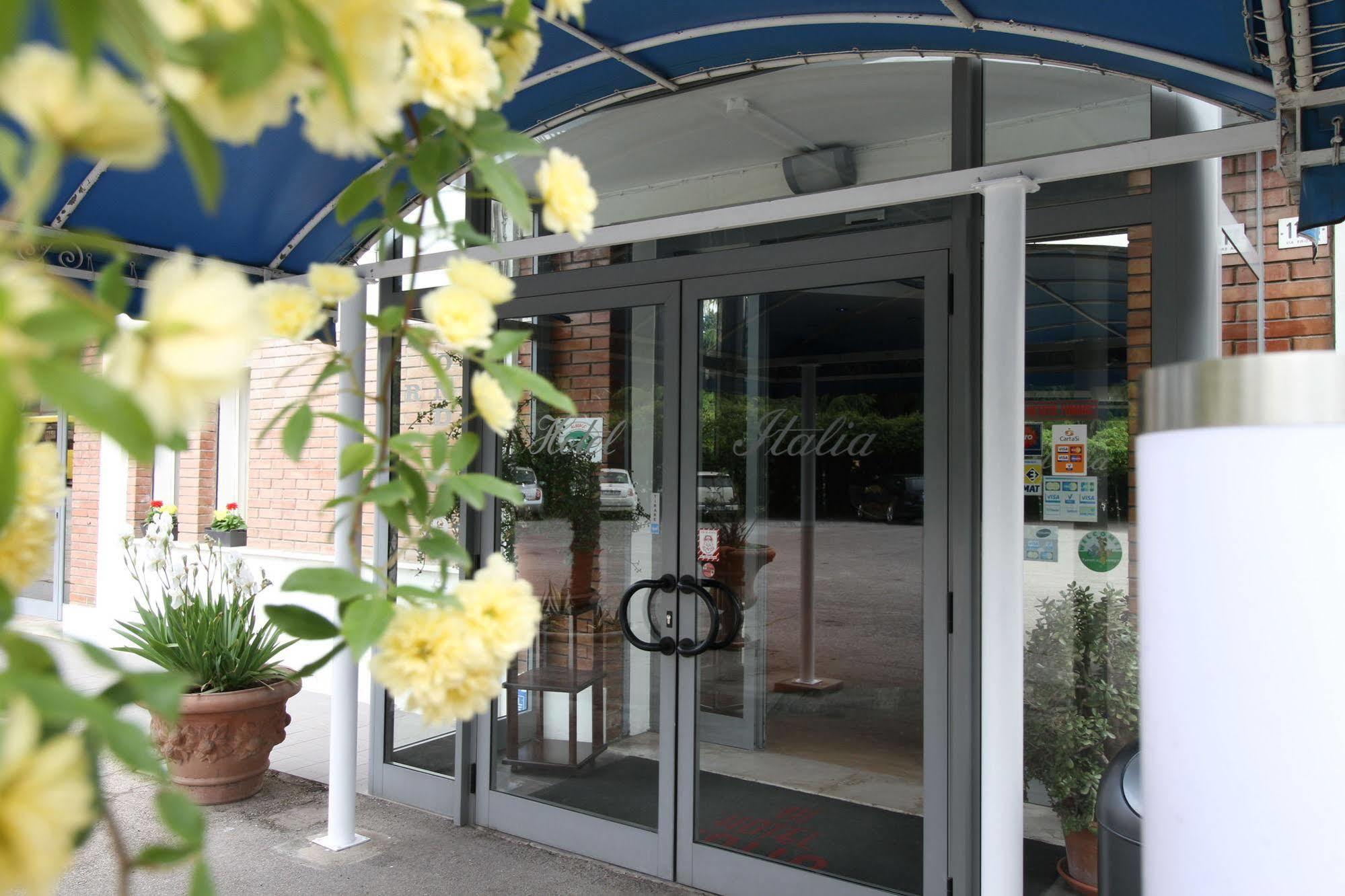Hotel Italia Occhiobello Exterior foto